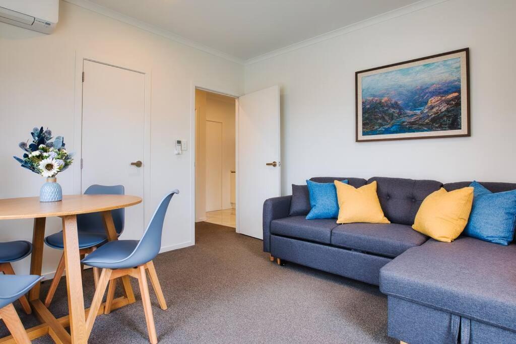 Cozy Retreat On Serene Street Hamilton Exteriér fotografie