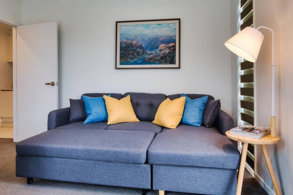 Cozy Retreat On Serene Street Hamilton Exteriér fotografie