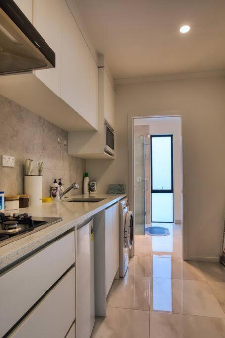 Cozy Retreat On Serene Street Hamilton Exteriér fotografie